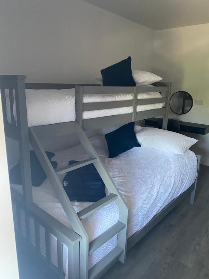Ballymullock Barn Lofts Carncastle ภายนอก รูปภาพ